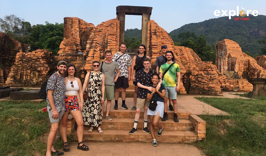 Explore-Vietnam