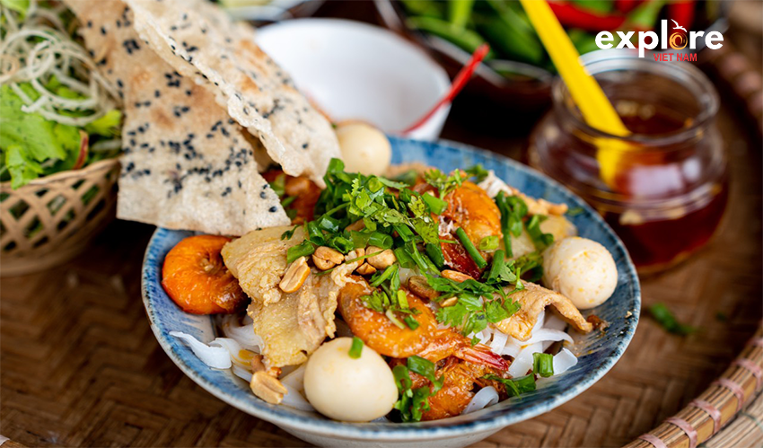 quang-noodles-da-nang-food